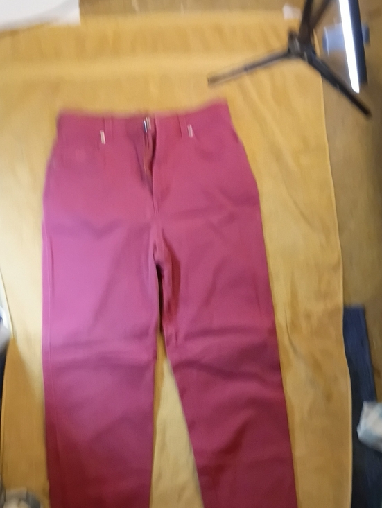 Gloria Vanderbilt Denim - Gloria Vanderbilt Vintage High Waisted Tapered -Rise Women's Jeans in Berry Pink
